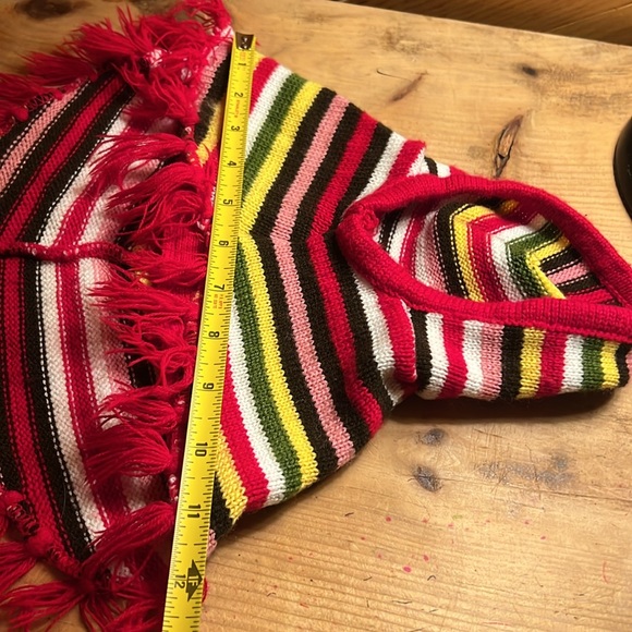 💚 3 for $15 💚 + 🥳 Host Pick 🥳 - Casual Canine Distressed Poncho size Small - Picture 9 of 16